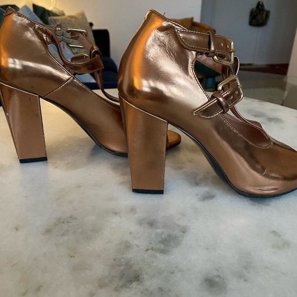 CARVEN by Robert Clergerie rose gold/copper metallic pumps Sz 6.5 - Picture 5 of 7